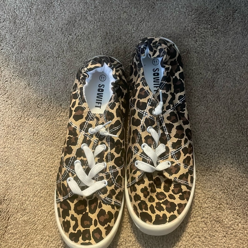 Sowift Slip On Sneakers Leopard Print